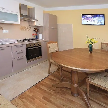 With A Parking Space 12127 3*